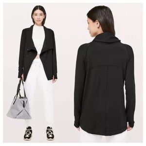 EUC Lululemon Coast Easy Wrap Zip Front Jacket Black 4